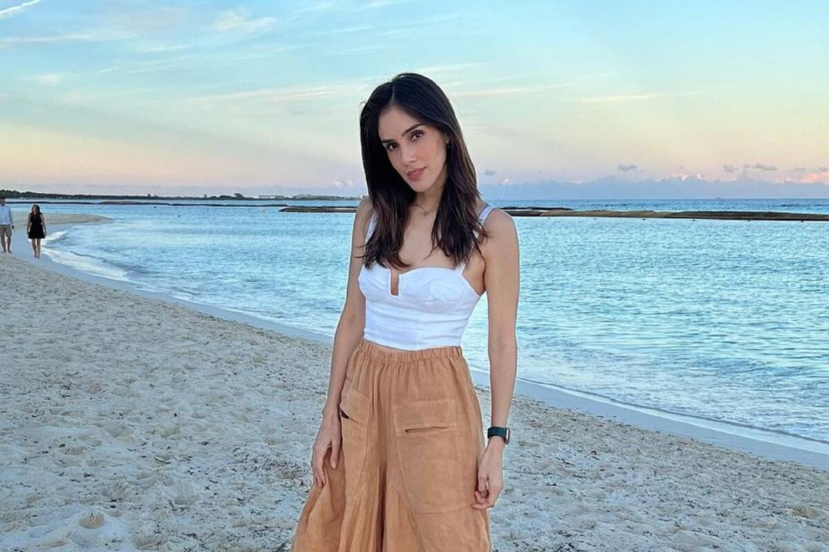 Sandra Echeverría derrocha pasión con pequeño bikini