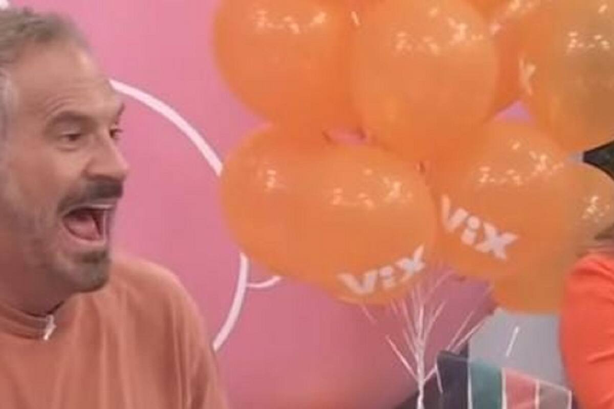 En plena transmisión de “Hoy” a Andrea Legarreta se le escapa una grosería: “Vas y ching…”