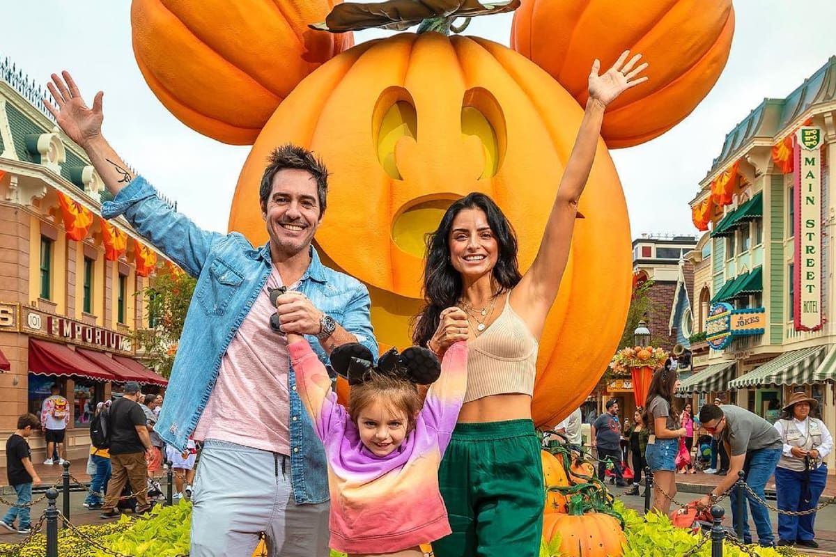 Así reacciona novia de Mauricio Ochmann al viaje familiar que realizó con Aislinn Derbez