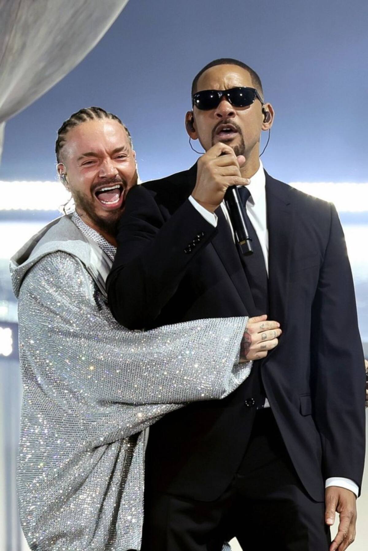 Will Smith junto a J Balvin en Coachella 2024