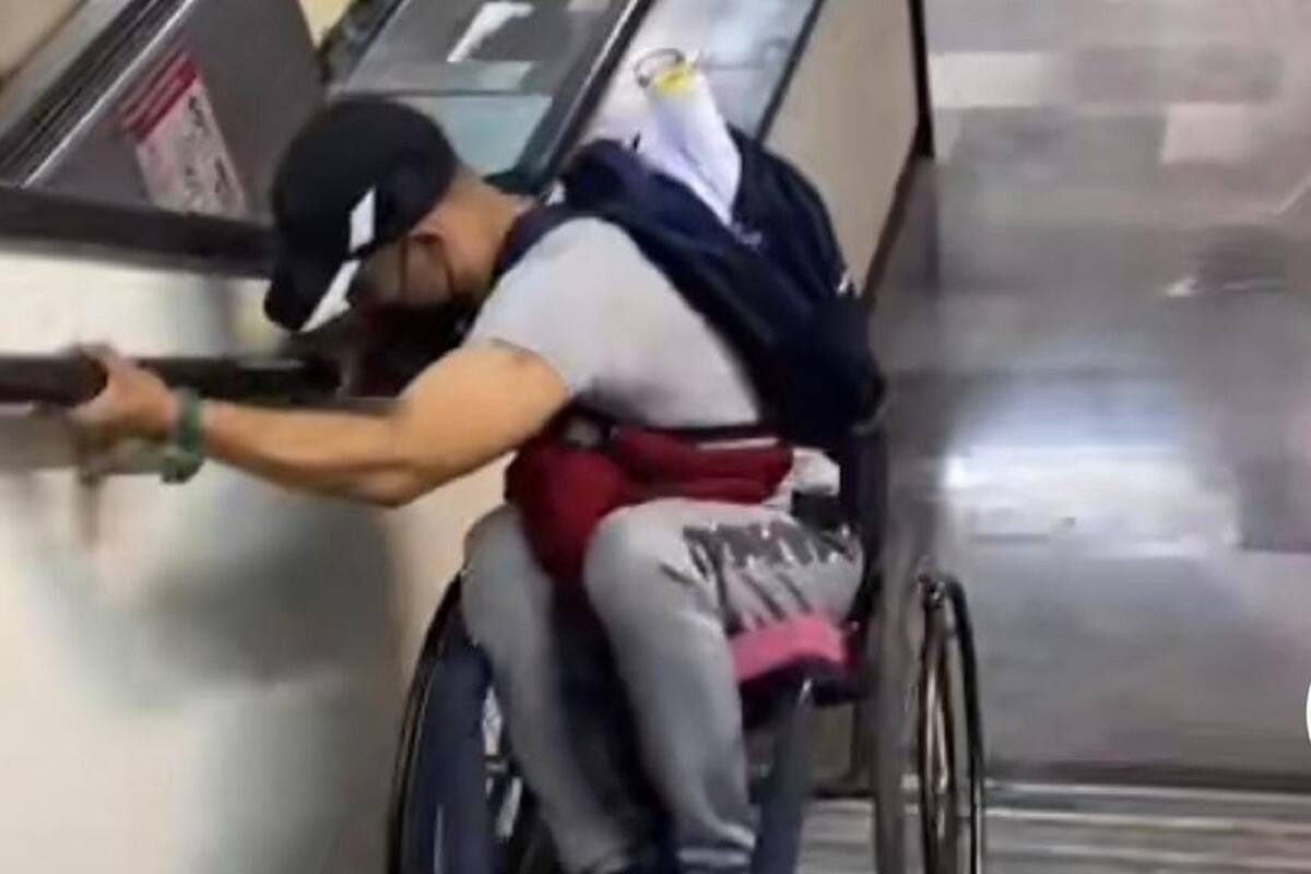 VIDEO VIRAL: Un hombre en silla de ruedas nos enseña cómo baja las escaleras