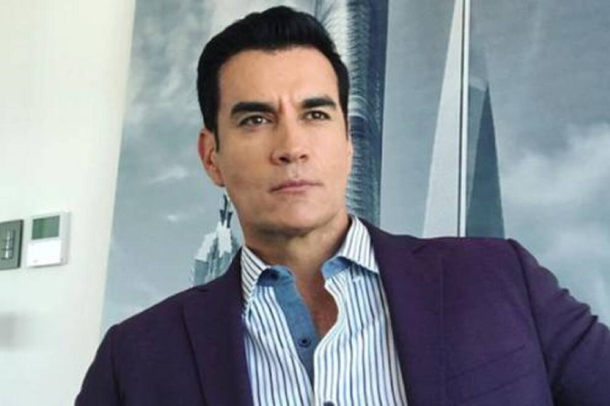 Exhiben a David Zepeda por mandar comprometedor video a una fan, le declara ´su amor´