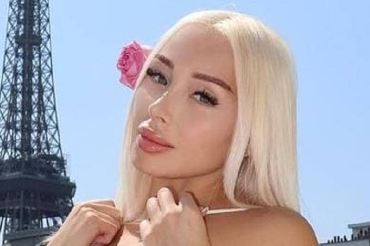 Daniella Chávez modela su sensacional figura con un corsé