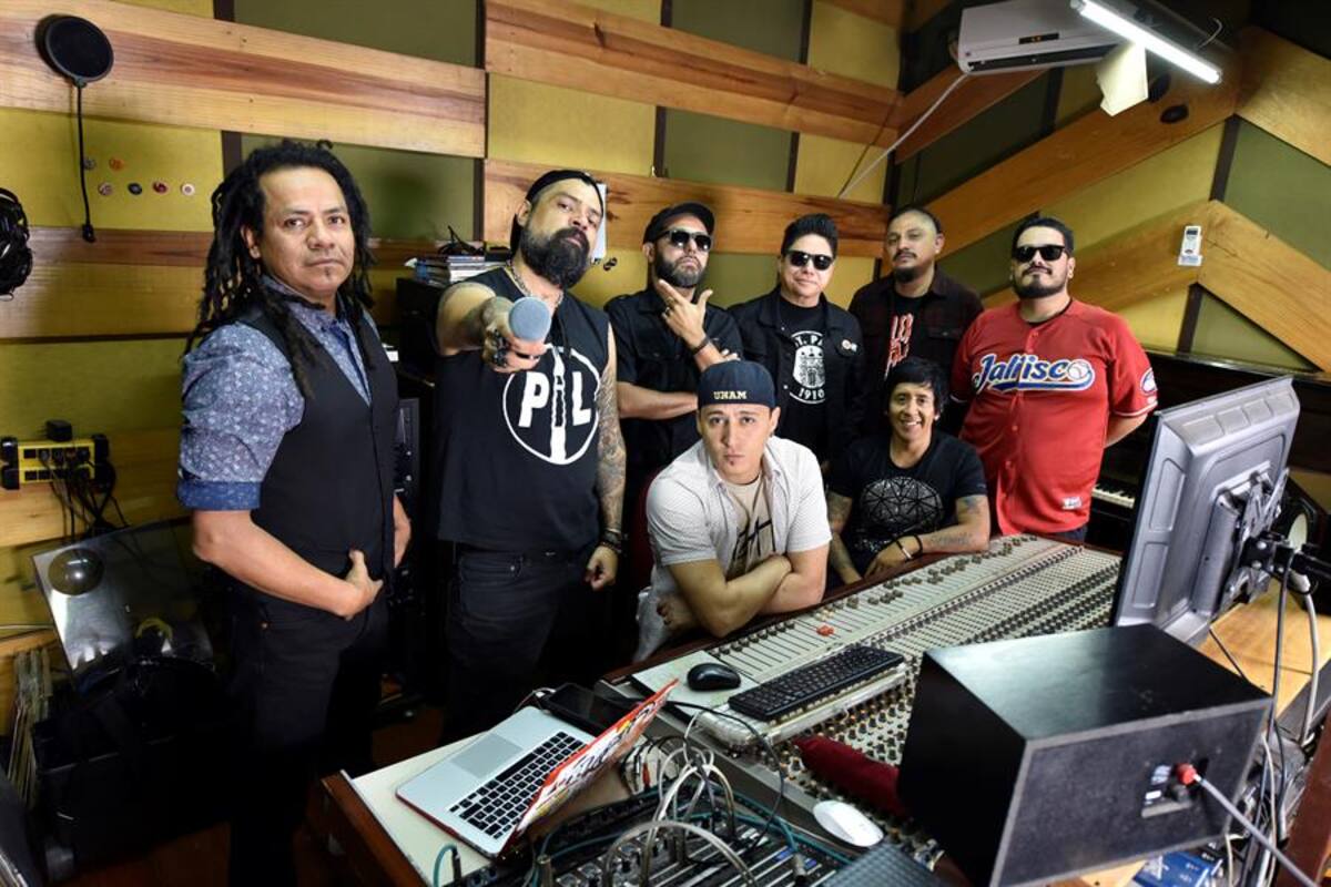 Panteón Rococó celebra su 25 aniversario apareciendo en los boletos de la Lotería Nacional