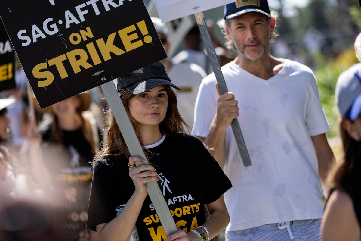 Los premios Emmy son pospuestos hasta el próximo año por la huelga de guionistas y actores