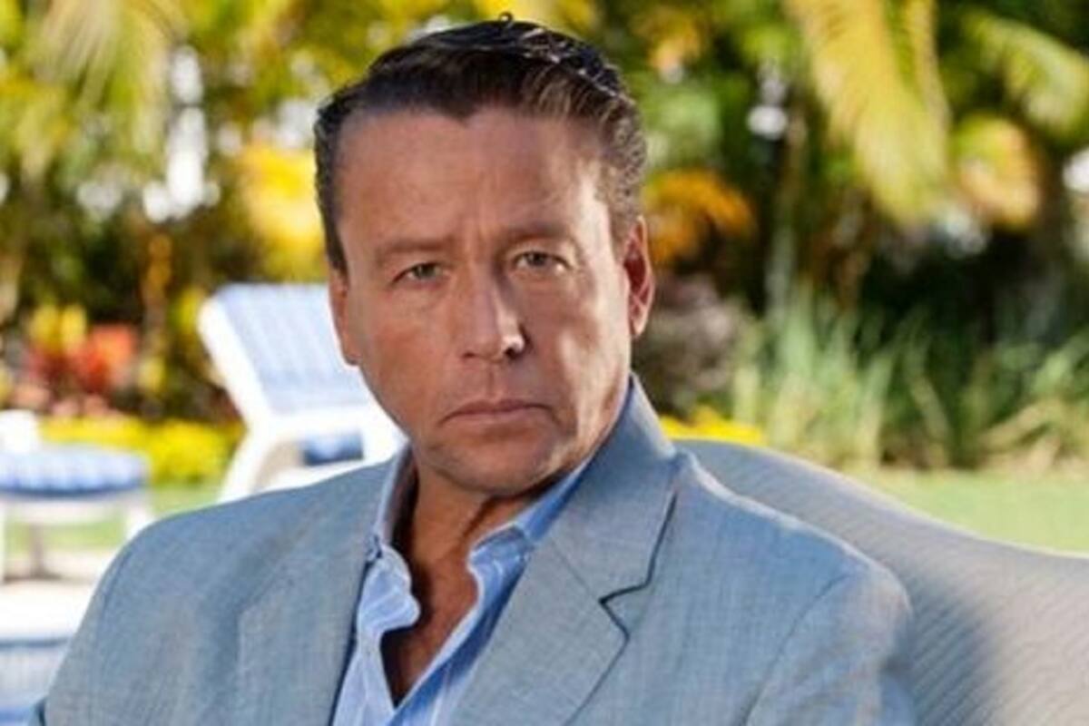 Alfredo Adame dice que tiene su miembro chiquito y 'explota' contra Carlos Trejo