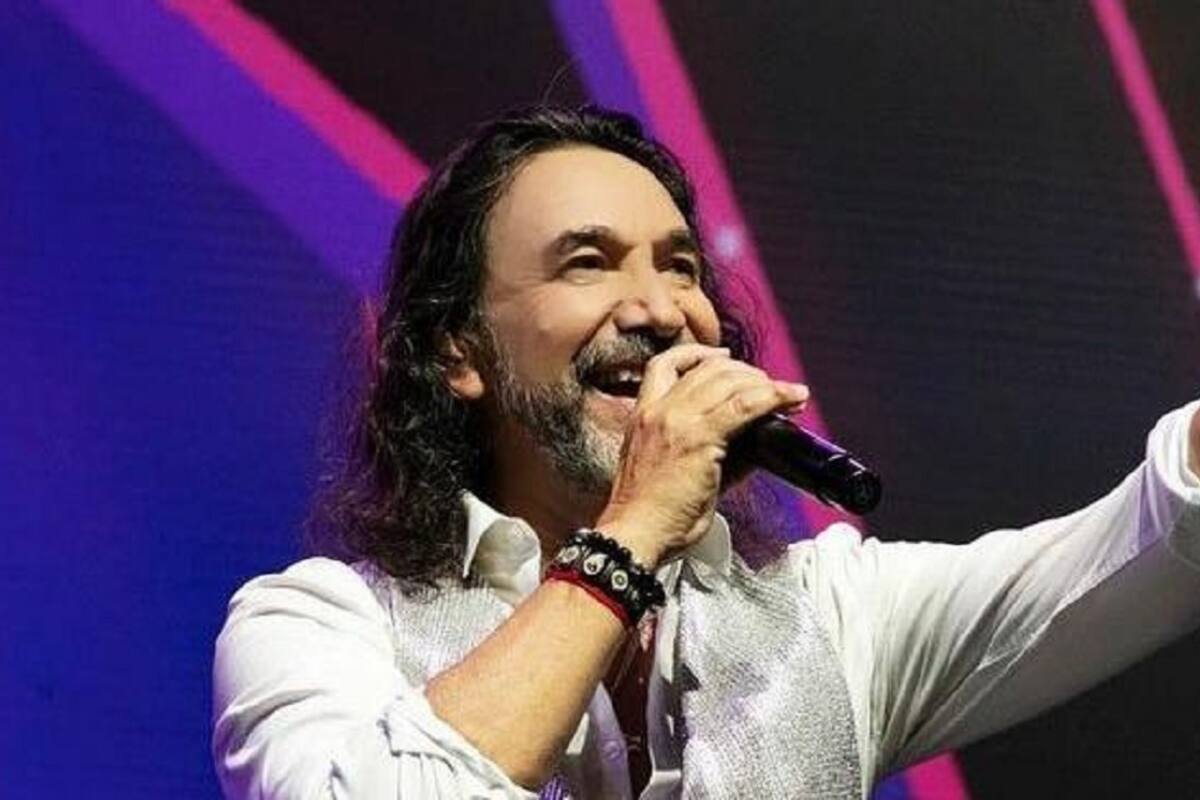 Marco Antonio Solís habla sobre la posibilidad de hacer una serie sobre su vida