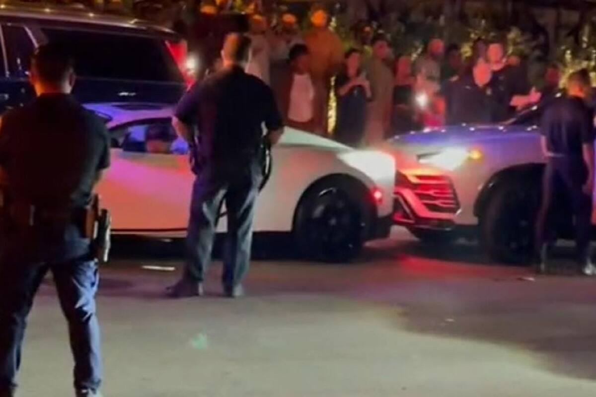 Chocan el exclusivo Bugatti de Bad Bunny durante la inauguración de su restaurante