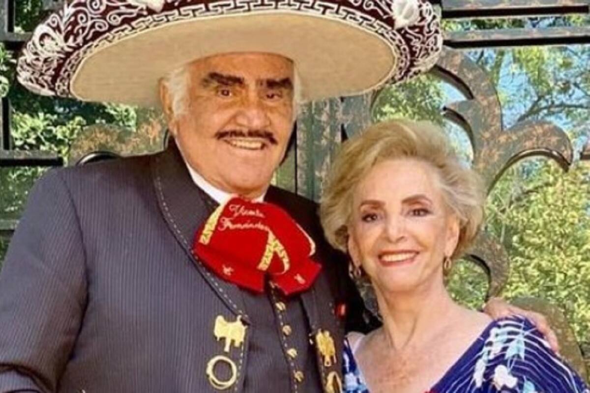 Aseguran que Don Vicente Fernández tiene muerte cerebral; familia dice que es mentira