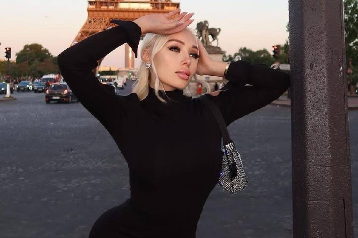 Daniella Chávez luce su increíble figura en traje de baño en Instagram