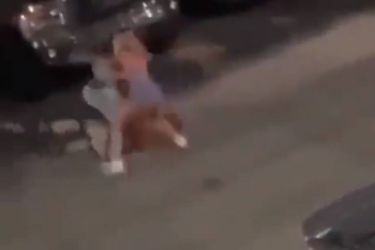VIRAL: Pelea callejera termina con la vida de una mujer que intentó parar el hecho