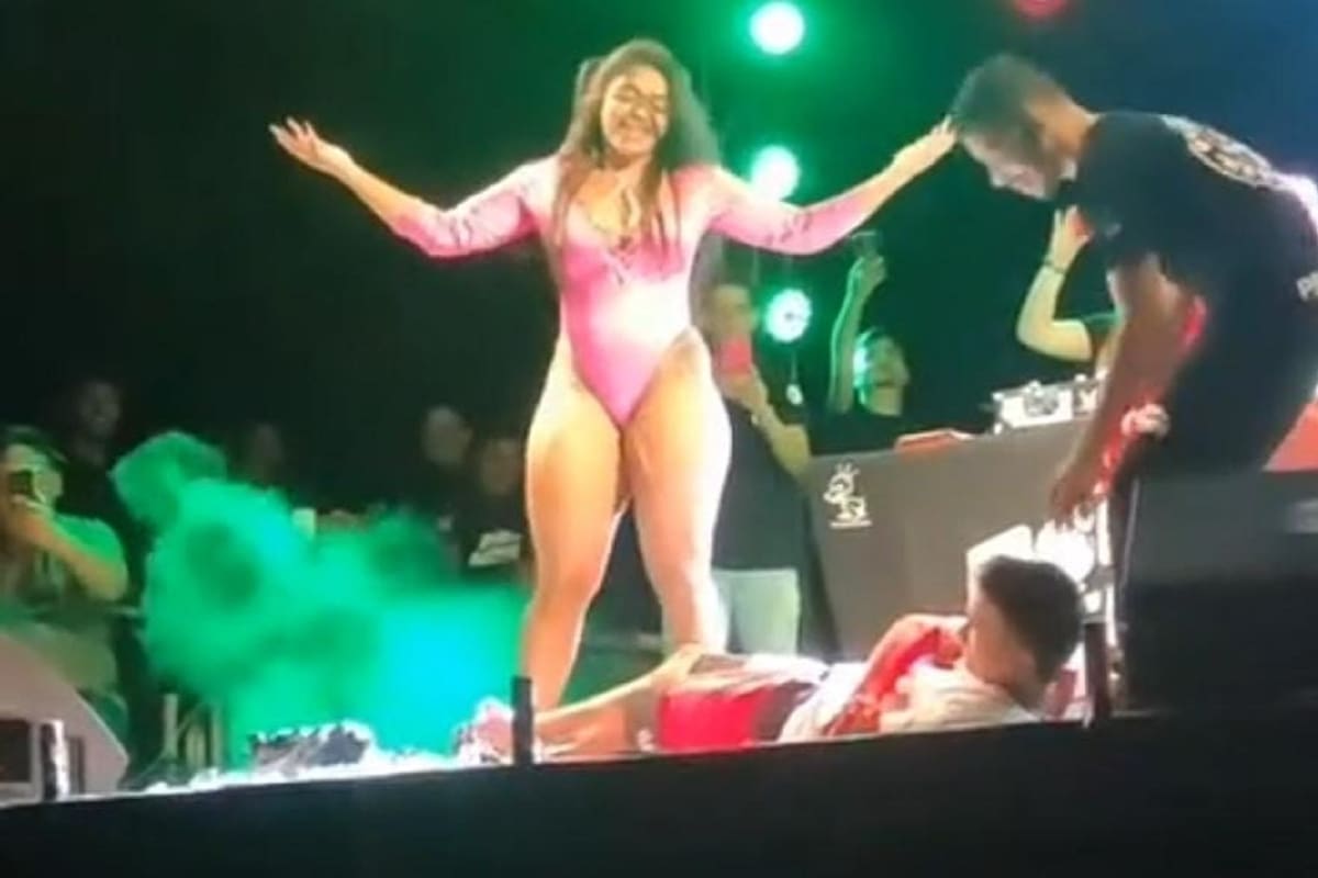 TikTok: Bailarina le zafa el brazo a un joven en pleno baile