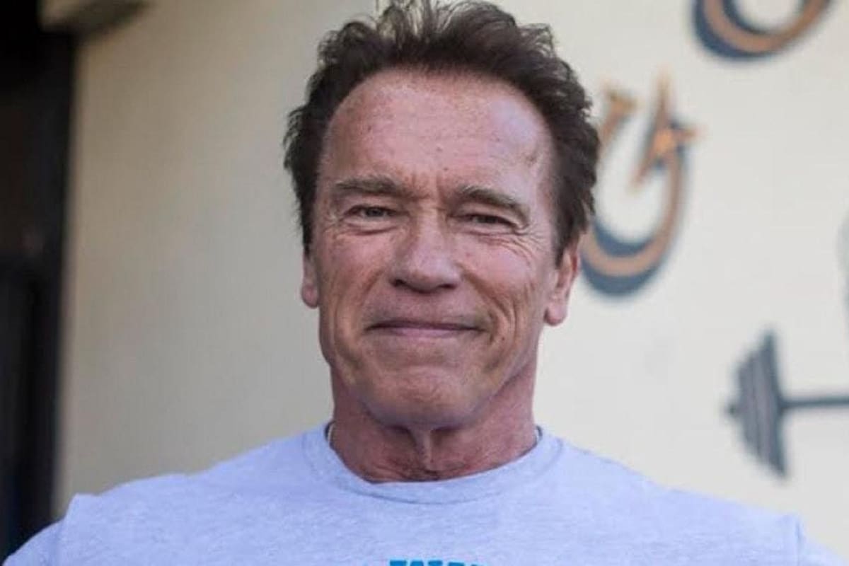 Actriz revela que Arnold Schwarzenegger le tiró una flatulencia en la cara