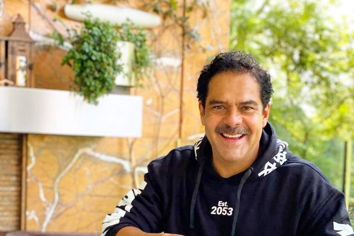 Javier Alatorre se hace panadero durante la cuarentena