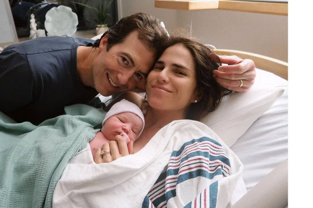 Karla Souza celebra el nacimiento de su hija Giulia