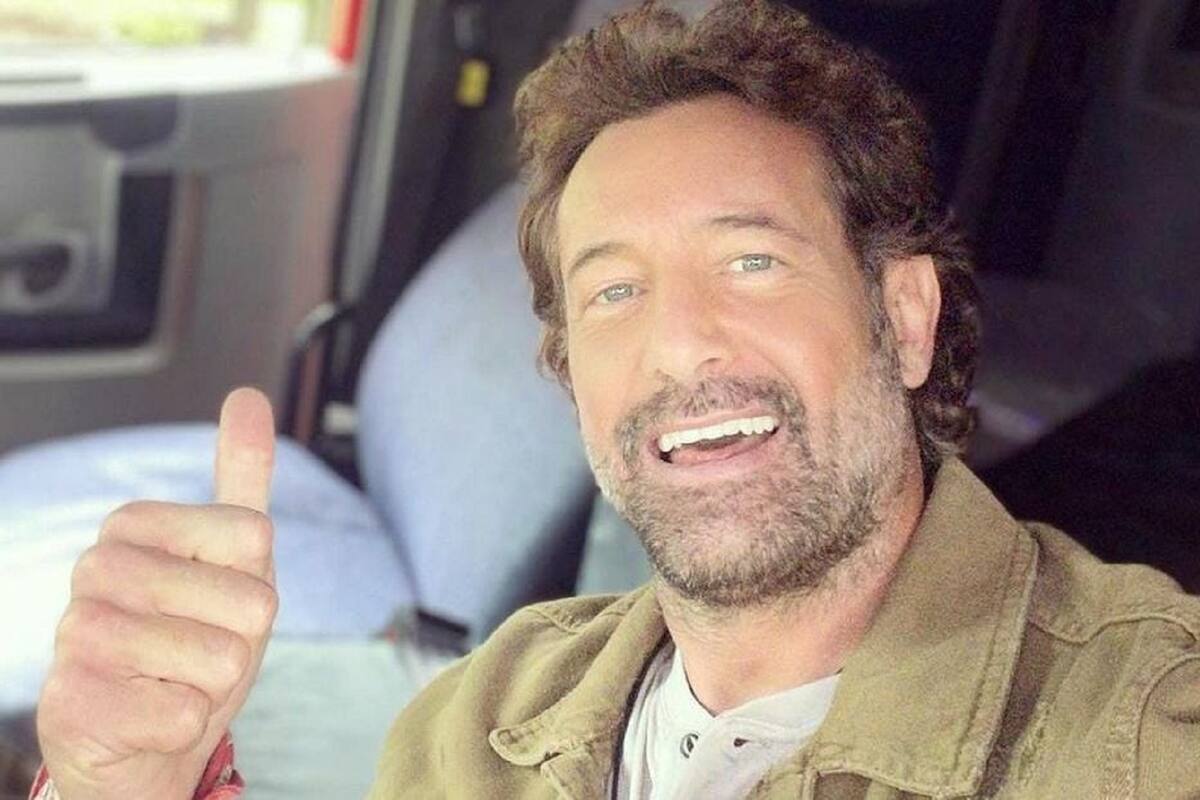 Gabriel Soto recuerda su criticada presentación musical en “Hoy”: “No soy el cantante que el mundo esperaba”