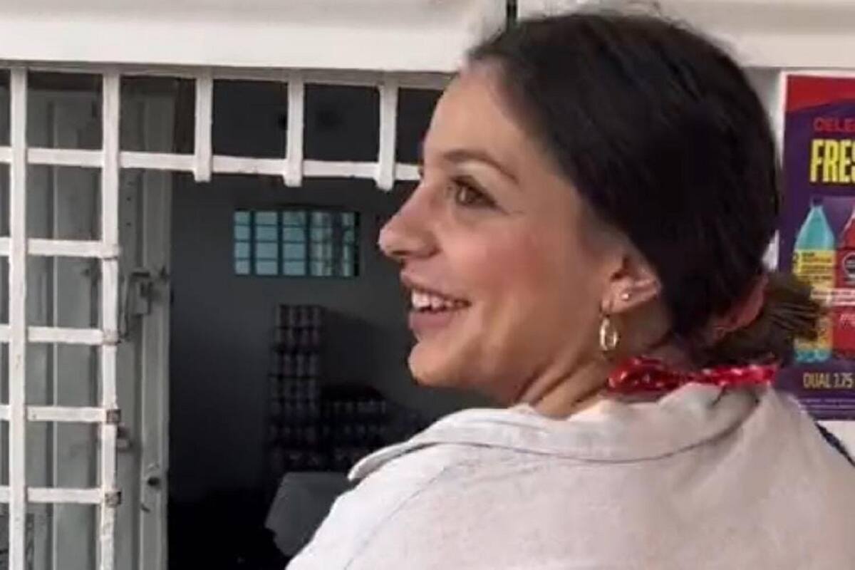 Española se vuelve viral en TikTok al comprar su primera caguama en México