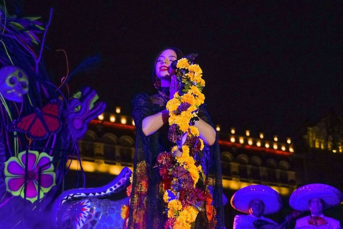 ¿Ángela Aguilar superó a Grupo Firme con su presentación en el Zócalo?