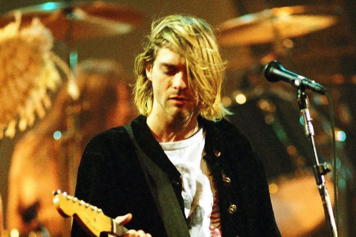 Subastan paquete de cigarros de Kurt Cobain por 4000 dólares
