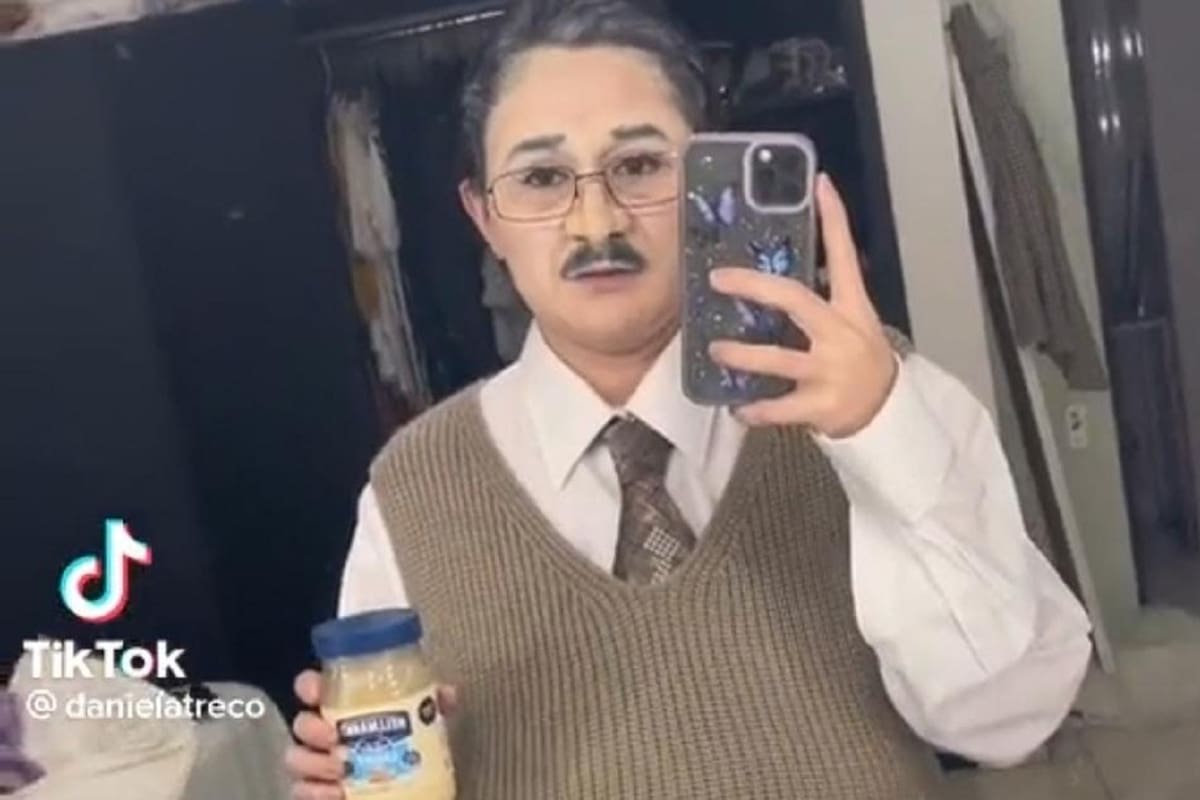 Joven se vuelve viral en TikTok al vestirse como Pedro Sola para Halloween