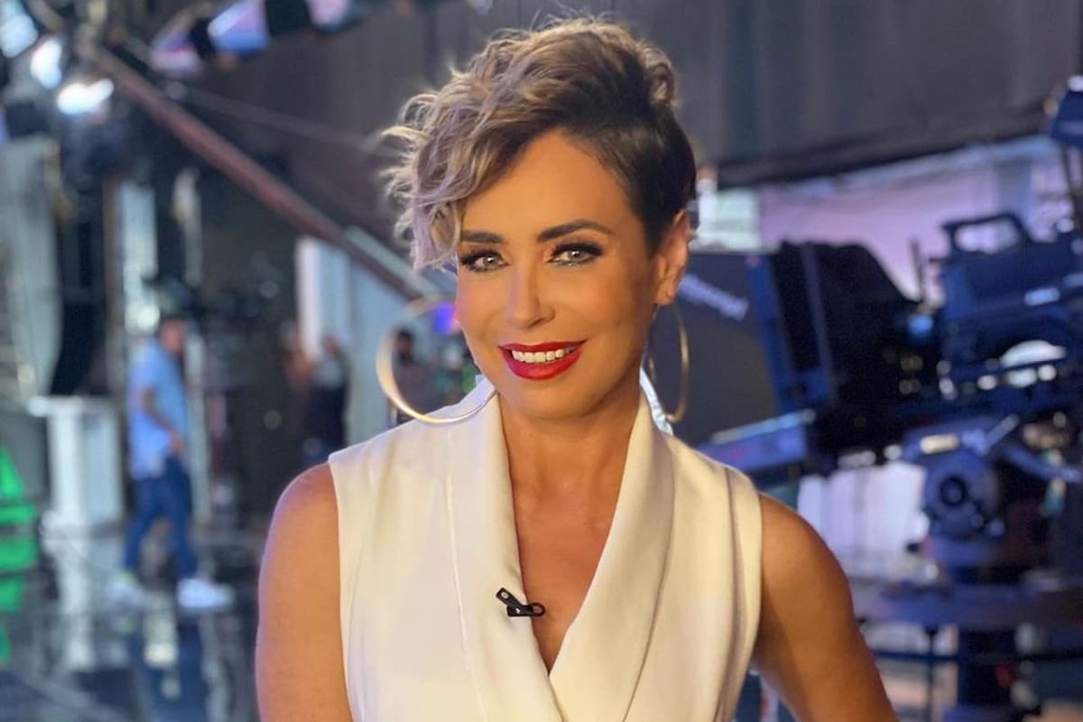 Carmen Muñoz luce su espectacular figura con tremendo traje de baño