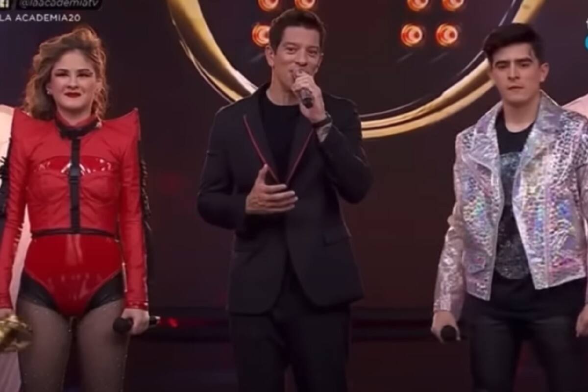 Adiós Nelson, Santiago, de "La Academia", confiesa estar enamorado de Mar