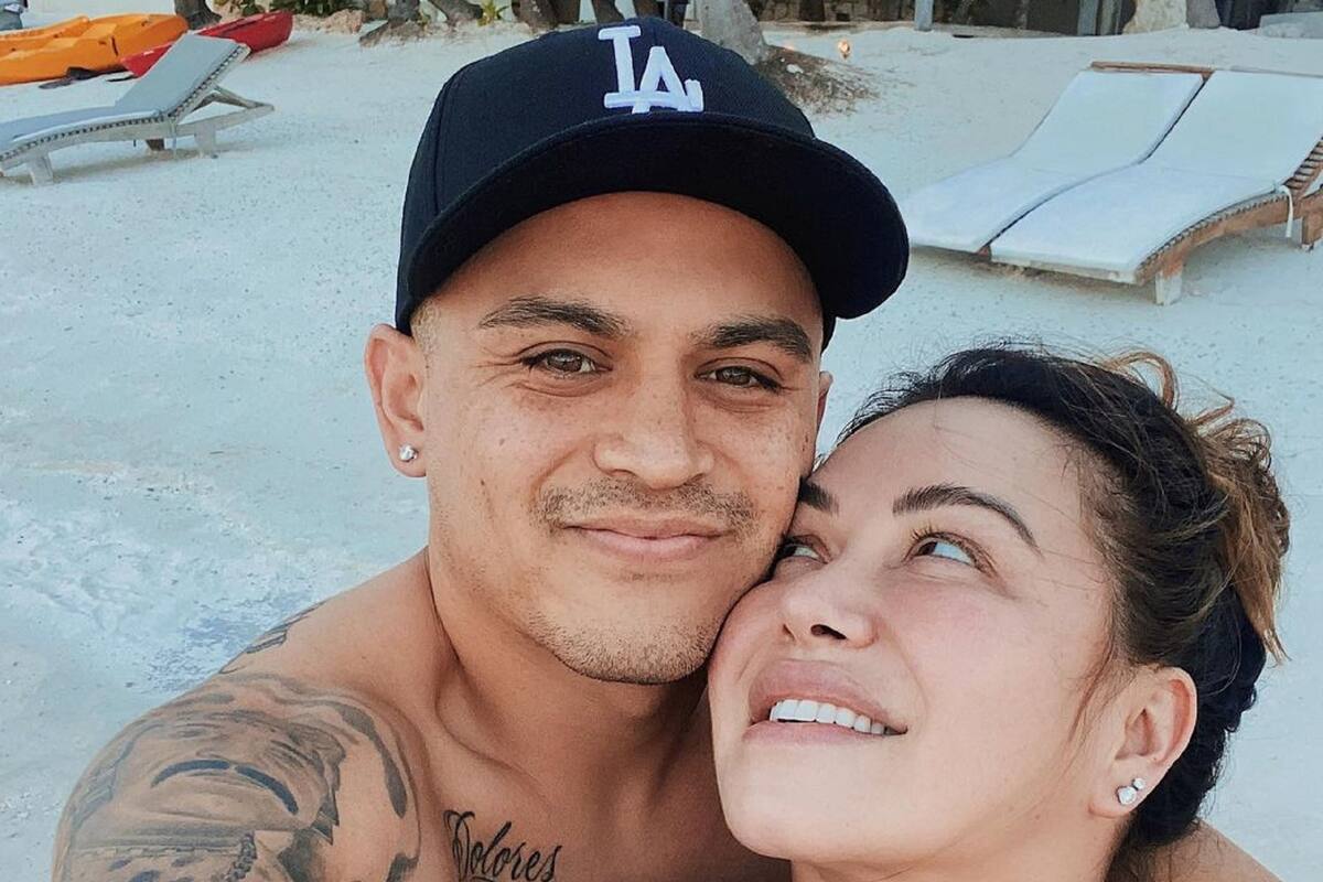 Junto a su galán, Chiquis Rivera celebra sus 36 años de vida en Cabo San Lucas