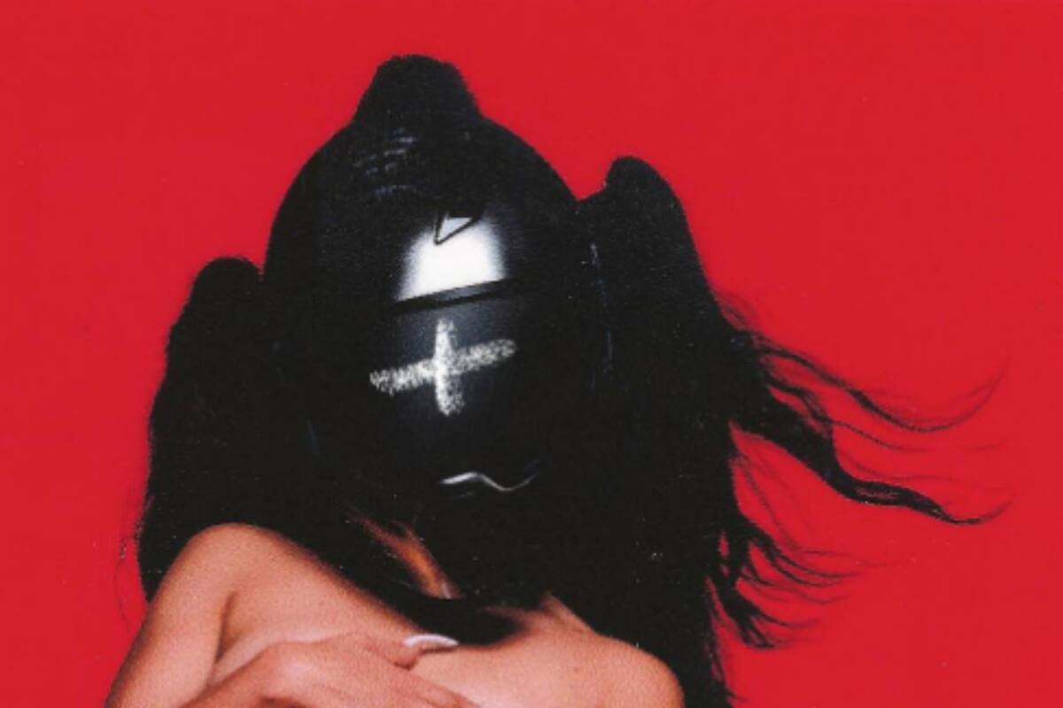 Rosalía enciende las redes con su nueva portada de disco, donde aparece desnuda