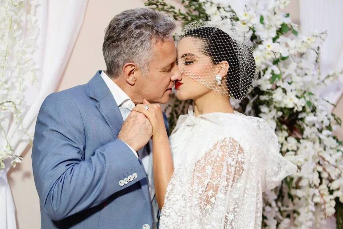 Alexis Ayala y Cinthia Aparicio se casan en una espectacular boda en la Ciudad de México