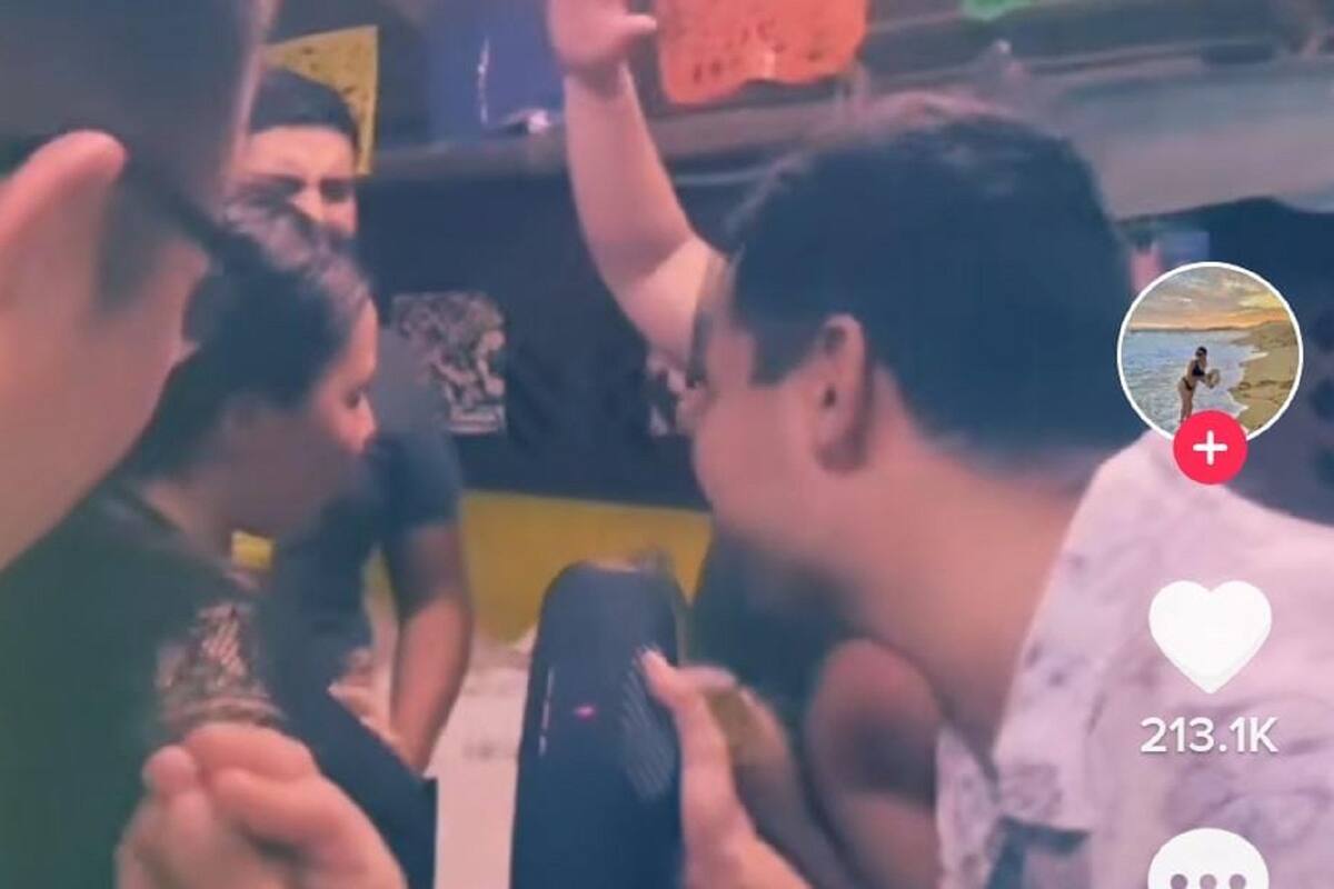 VIDEO VIRAL: Jóvenes le reclaman a su amiga por no saberse “Sálvame” de RBD