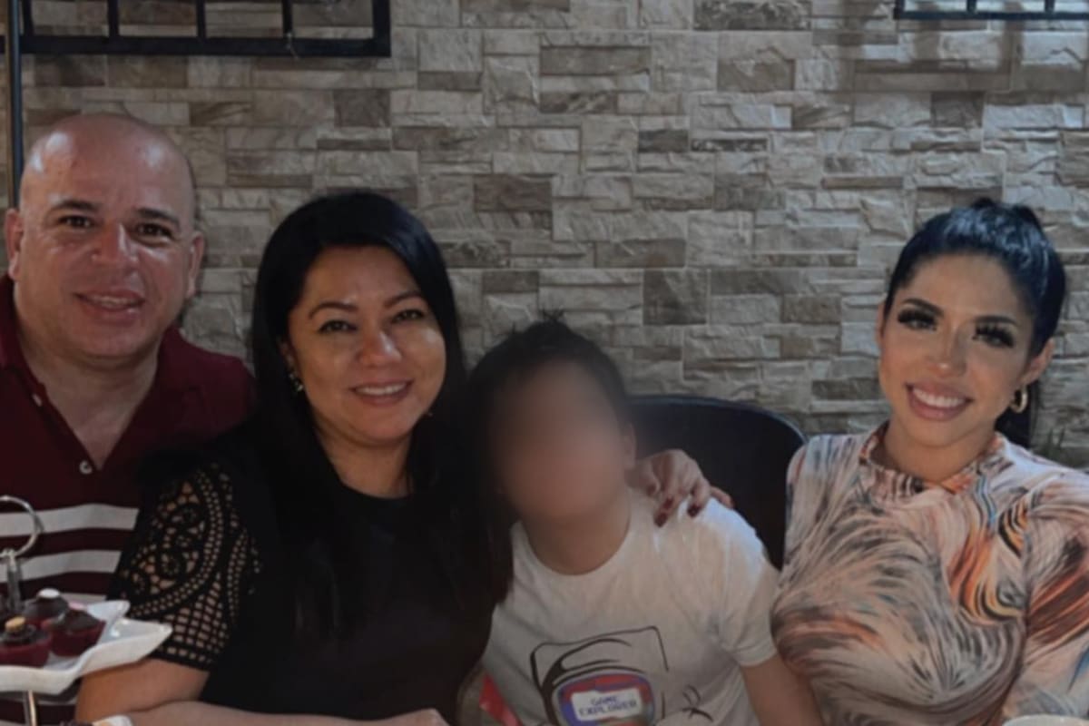 Yeri Mua ventila que sus papás tiene una relación abierta y su mamá la desmiente