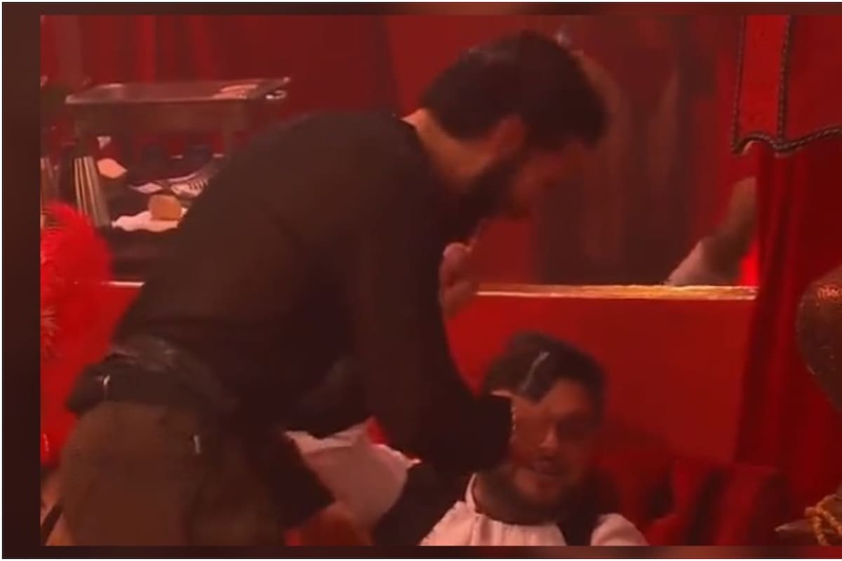 Poncho cuestiona a Paul Stanley: "¿Qué opinas de la bolsa de perico que se le cayó a tu papá?"