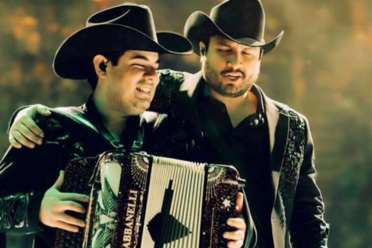 Julión Álvarez y Alfredo Olivas detienen concierto en Chihuahua: son multados por el Municipio