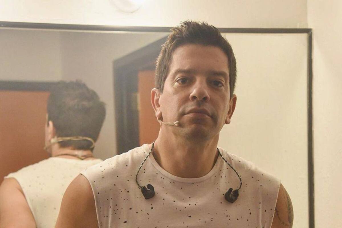 Yahir causa polémica al hablar bien de Enrique Guzmán