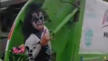 Gene Simmons comparte video de recolector de basura mexicano que se vistió como él