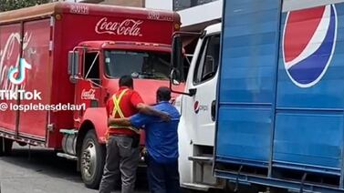 Empleados de Coca-Cola y Pepsi se vuelven virales en TikTok al saludarse